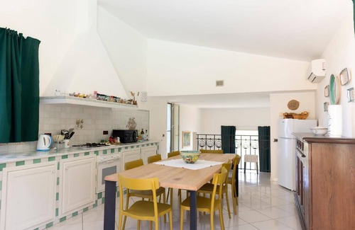 Cefalu House | Holiday house Cefalù for 1 - 6 persons with 4 bedrooms - Holiday home