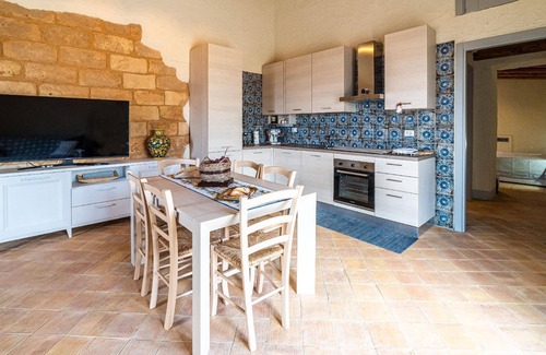 Menfi House | Holiday house Menfi for 1 - 7 persons with 3 bedrooms - Holiday house