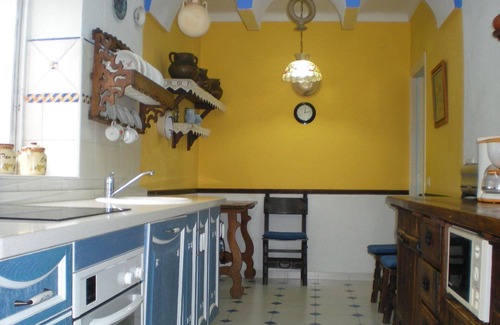 Pizarra House | Holiday house Pizarra for 1 - 10 persons with 4 bedrooms - Row house