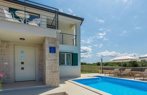 Labinci Cabin | Holiday House with private pool in a quiet location with garden and grill