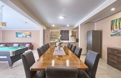 Rojnici House | Holiday house with private pool for 14 persons approx. 300 qm in Barban, Istria (Bay of Raša)