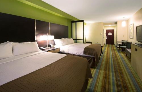 Christiansburg Hotel | Holiday Inn Christiansburg Blacksburg by IHG