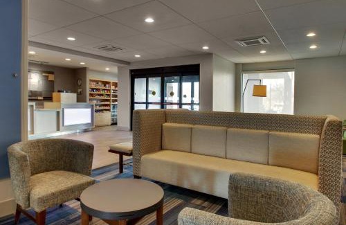 Hanover Hotel | Holiday Inn Express Baltimore BWI Airport West by IHG