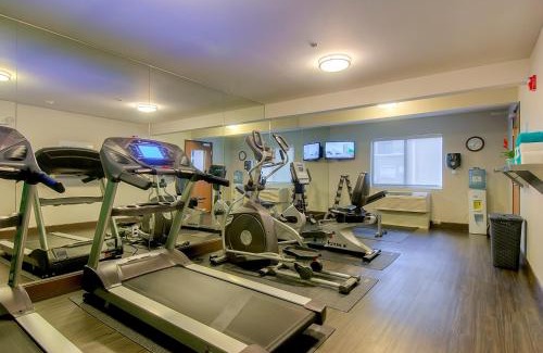 Carlsbad Hotel | Holiday Inn Express Hotel & Suites Carlsbad Beach by IHG