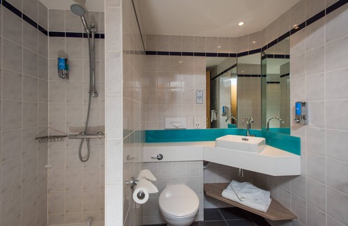 Dartford Hotel | Holiday Inn Express London - Dartford by IHG