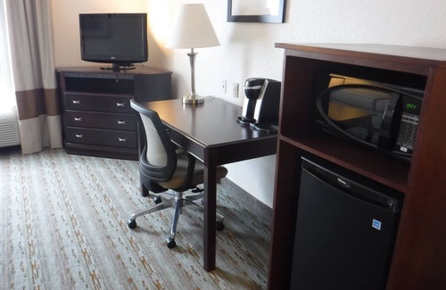 West Jefferson Hotel | Holiday Inn Express West Jefferson by IHG