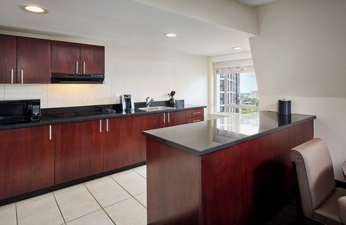 Byward Market - Parliament Hill Hotel | Holiday Inn Ottawa Dwtn - Parliament Hill by IHG