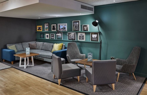 Taunton Hotel | Holiday Inn Taunton by IHG