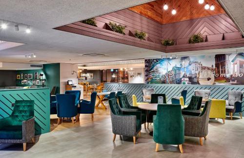 Taunton Hotel | Holiday Inn Taunton M5, Jct25 by IHG