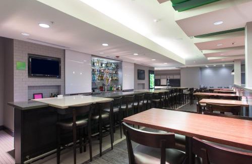 Texarkana Hotel | Holiday Inn Texarkana Arkansas Convention Center by IHG