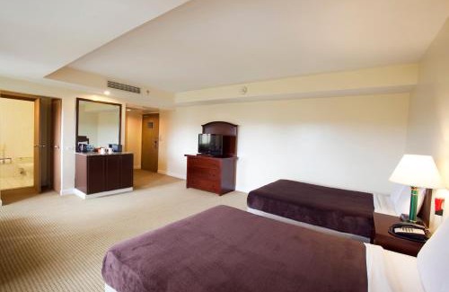 Tumon Resort | Holiday Resort & Spa Guam