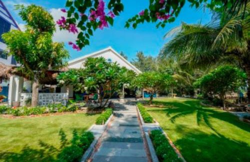 Cam An House | Holiday Villa 3BR Beachfront An Bang Beach Hoi An by Beachside Boutique Homes