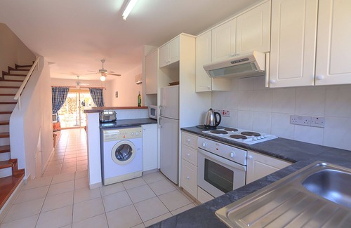 Paphos House | Holiday villa with swimming pool near the Paphos coast