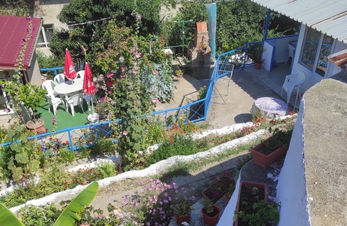 Primorski Villa | Holyday houses ON THE COAST Плаж,море, просторен двор,уют,релакс вкусна храна