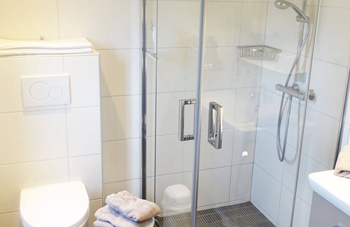 Stoltebuell Other | Holzhaus auf dem Ferienhof Sell