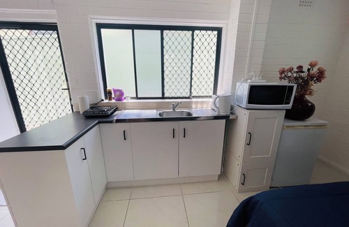 The Entrance House | Home Away from Home 1.7km to the beach 4baths