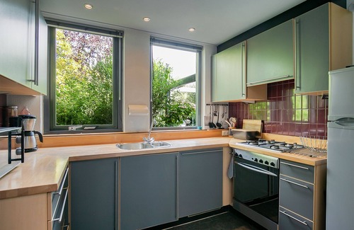 Ouwerkerk House | Home by the Creek ('Huis aan de Kreek')