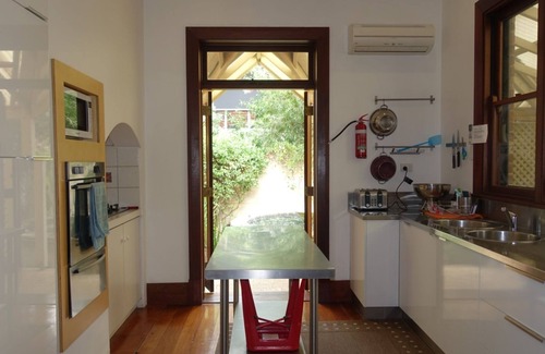 Mount Lawley House | HOME CENTRAL- Perth City -Mt Lawley free wifi/parking
