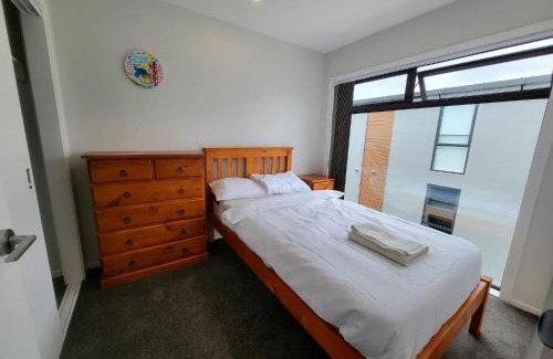Papatoetoe Apartment | Home in Auckland near Airport