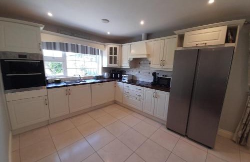 Ballina House | Home in Ballina, Ireland