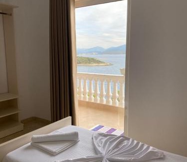 Lukove House | Home Majka