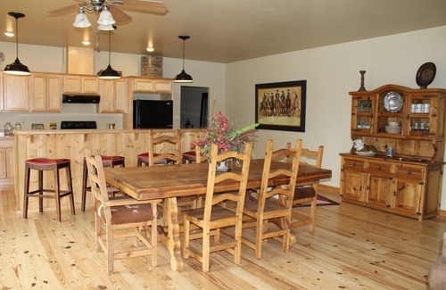 Chiloquin House | Home on the Sprague River in Chiloquin, Oregon-40 miles from Crater Lake