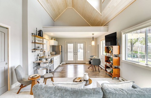 Town of Milo Apartment | Home w/Lake Views on Finger Lakes Wine Trail