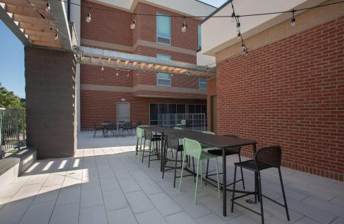 Medical Center Hotel | Home2 Suites By Hilton Omaha Un Medical Ctr Area