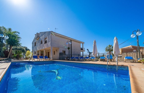 Santa Susanna Villa | HomeHolidaysRentals Happy Family-Costa Barcelon