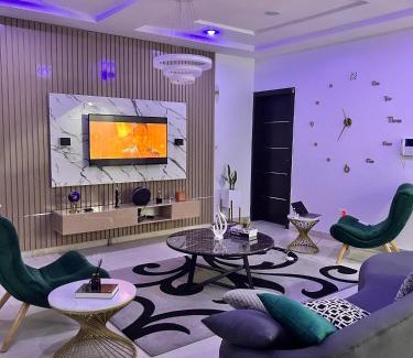 Ofin Apartment | Homely Shortlet Apartment LBS, AJAH