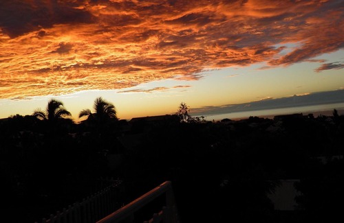 Plateau-Caillou House | Homerez - Amazing bungalow 8 km away from the beach for 2 ppl. at Saint Paul