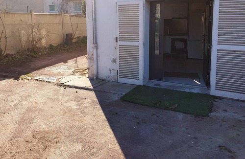 Argenteuil House | Homerez - Amazing house for 4 ppl. with terrace at Argenteuil