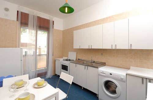 Maiori Apartment | Homerez - Apartment in Maiori, sea view