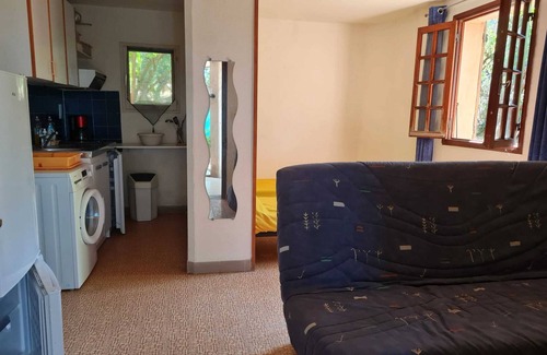 Isolella Apartment | Homerez - Apt. Pietrosella - Garden View