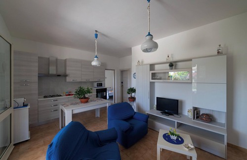 Scoglitti Apartment | Homerez - Apt. Scoglitti - Enclosed Garden