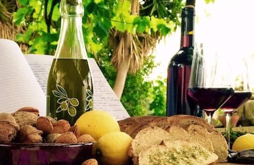 Chiaramonte Gulfi Apartment | Homerez - Beautiful appartement for 3 ppl. at Chiaramonte Gulfi