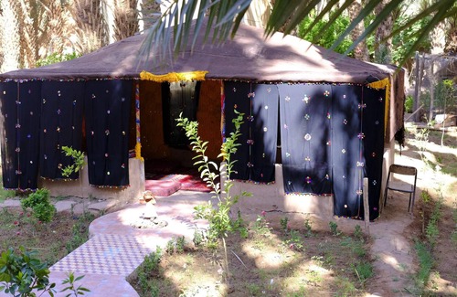 Amezrou House | Homerez - Big house for 10 ppl. with shared pool and terrace at Zagora