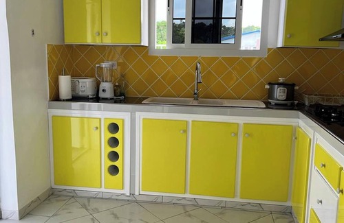 Le Vauclin House | Homerez - Charming house in Le Vauclin with fenced garden.