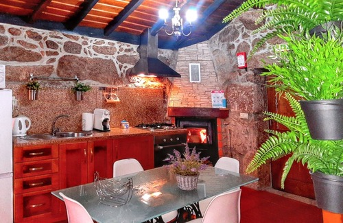 Lindoso House | Homerez - Comfortable house in Lindoso