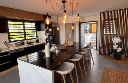 Saint-Paul Villa | Homerez - Elegant villa with private pool in Saint Paul + Sea view