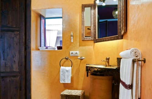 Mellah Villa | Homerez - Large villa with swimming pool and Wifi