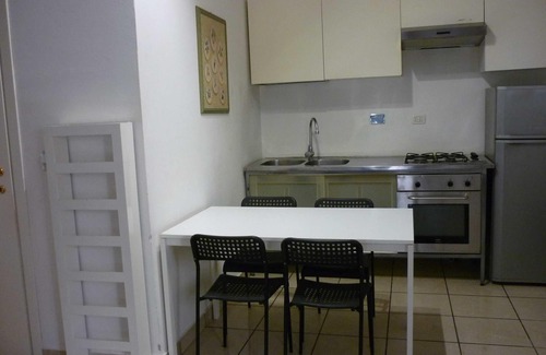 Bolognina Apartment | Homerez - Modern Studio in Bologna with Air Conditioning 40 m²