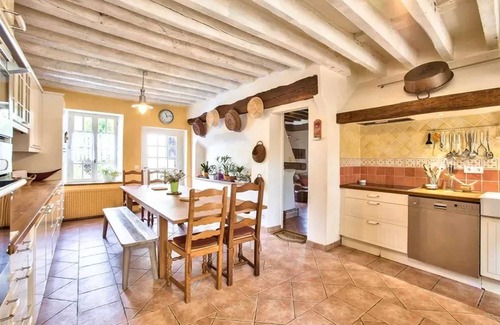 Senonches Villa | Homerez - Spacious Villa near Senonches with Private Pool