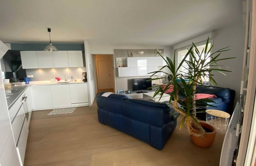 Cap d'Agde Apartment | Homerez - Spacious Apartment in Cap d'Agde - Sea View