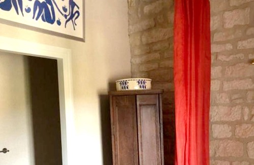 Chablis House | Homerez - Spacious house for 6 ppl. with jacuzzi at Chablis
