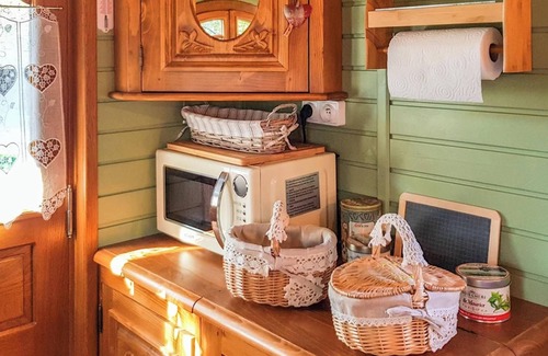 Bussac-Foret House | Homerez - Studio in Bussac-Forêt