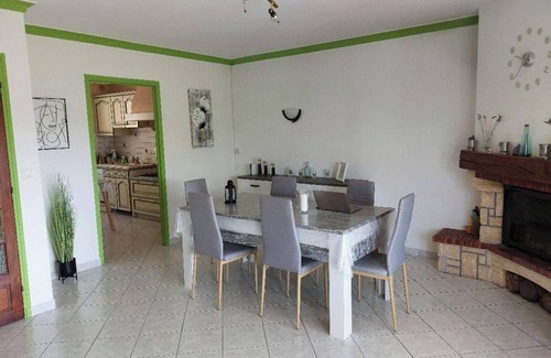 Saint-Nazaire Villa | Homerez - Villa in Saint-Nazaire