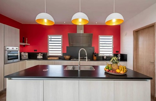 Antsiranana Villa | Homerez - Villa with pool in Ramena