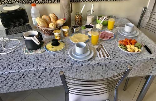 Auxiliadora House | HomeStay 3 na Carlos Gomes não tem garagem