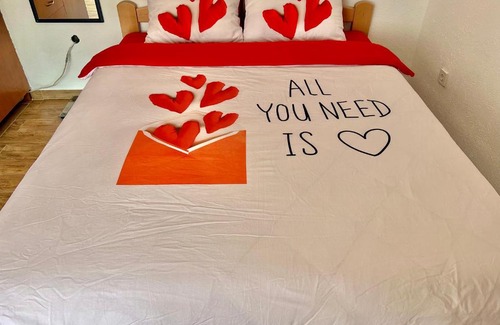 Rozino House | Homestay Mark - DOUBLE BED ROOM - shared bathroom